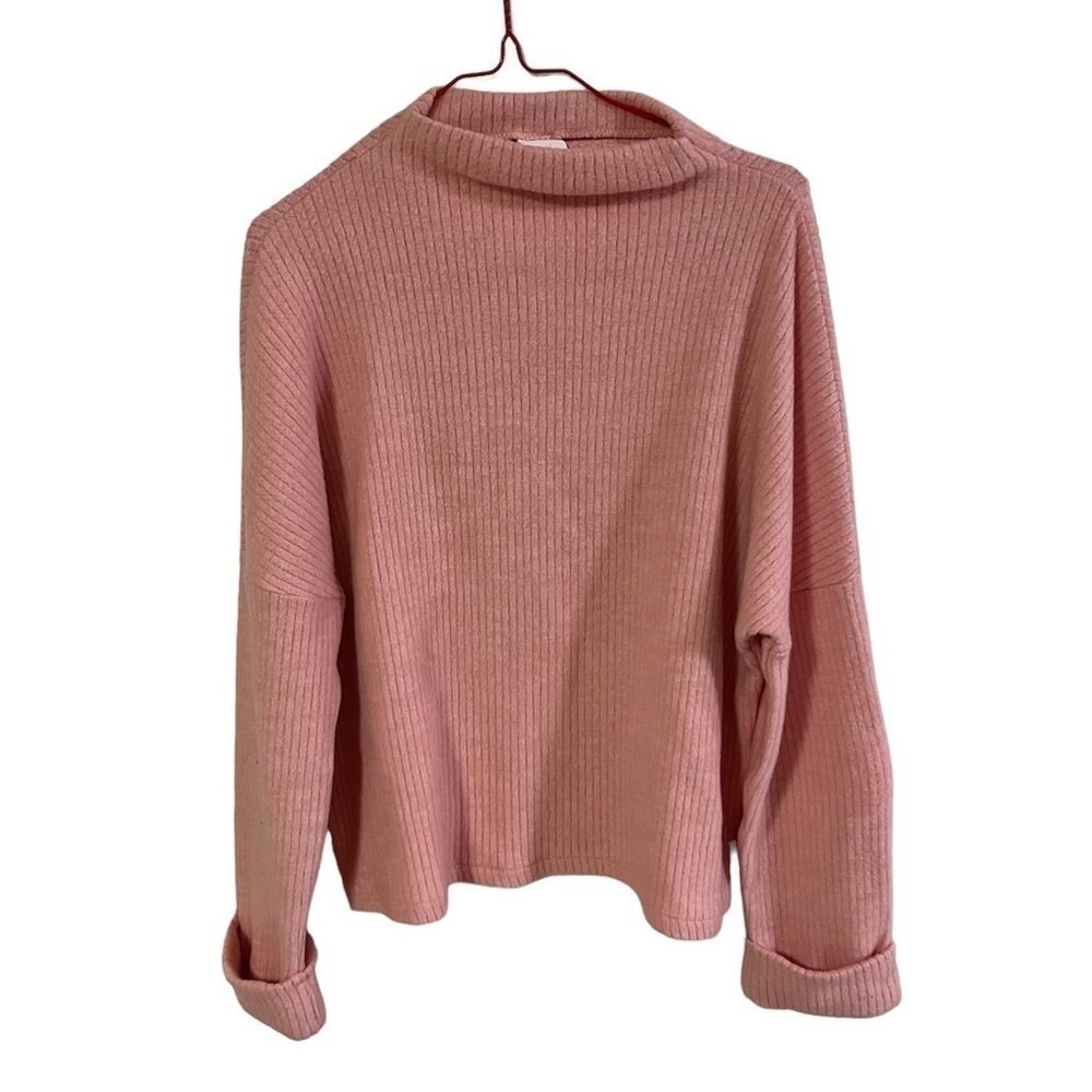 H&M TURTLE NECK RELAXED COZY‎ SOFT PINK SWEATER SIZE S